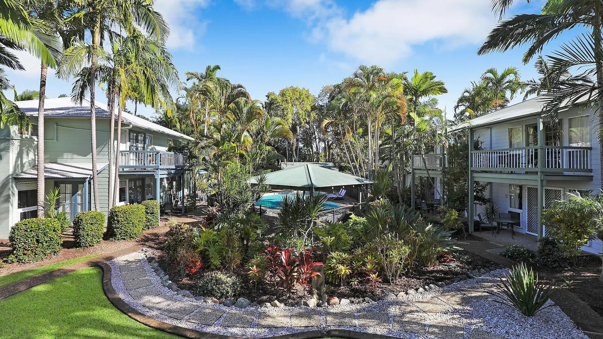 Coral Beach Noosa Resort Noosaville 3*,