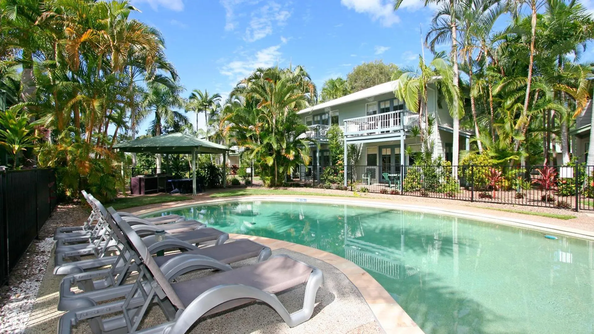 Coral Beach Noosa Resort Noosaville